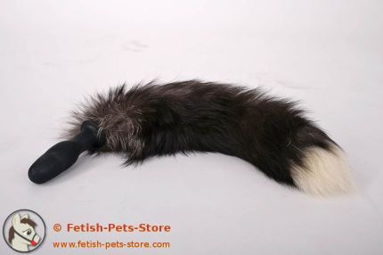 Small Plug with Fur Tail, black-white
