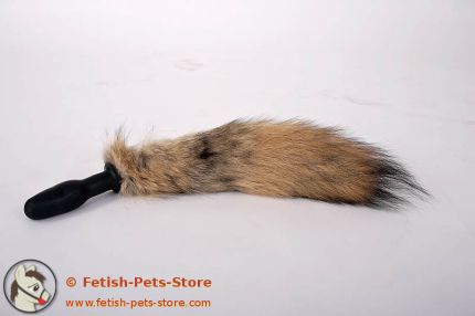 Small Plug with fur tail, wild red/brown