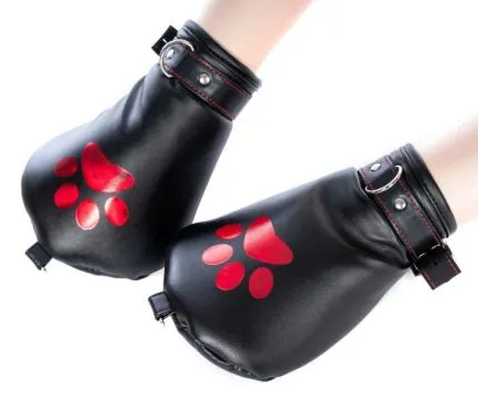 Dog Paws black/red