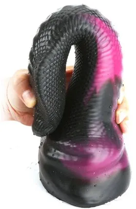 Cobra Deluxe Dildo